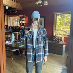 American Eagle flannel size M